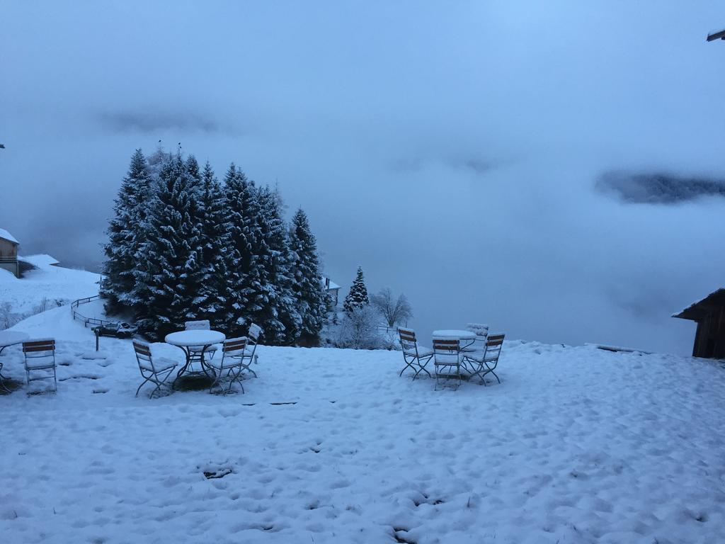 Hotel Alpina Lumbrein Экстерьер фото