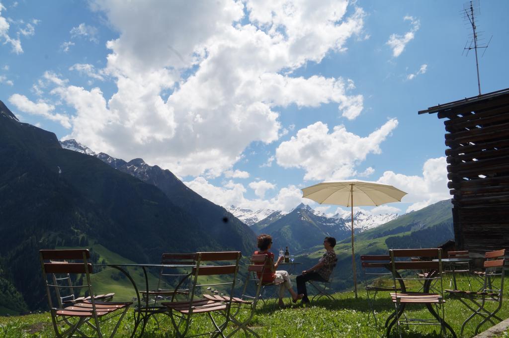 Hotel Alpina Lumbrein Экстерьер фото